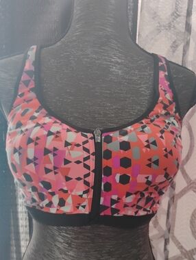 VICTORIA SECRET KNOCKOUT BY VS FRONT-CLOSER SPORT BRA 36DDD